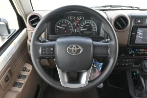 Toyota Land Cruiser 76 Steering