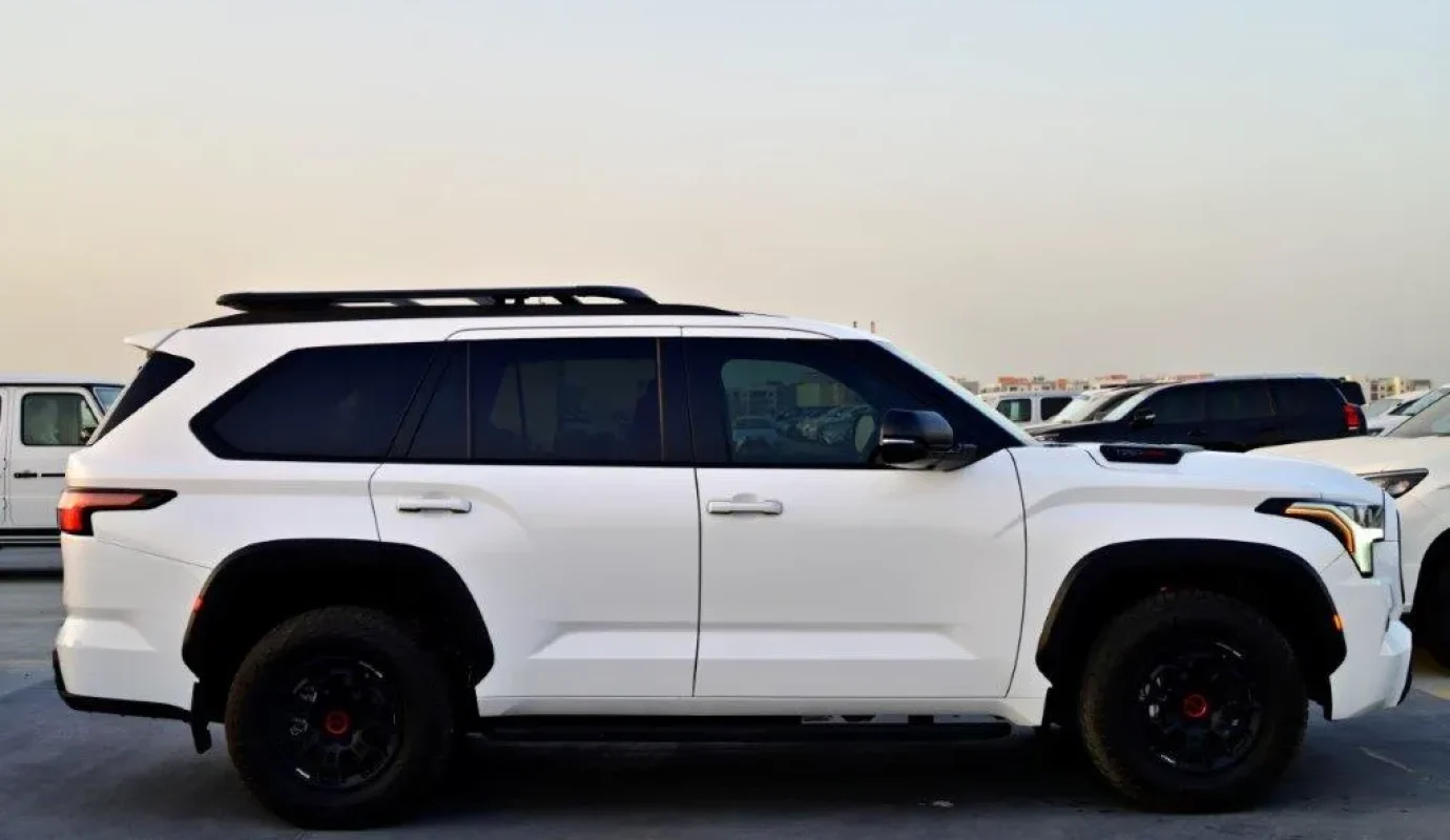 2025 TOYOTA SEQUOIA TRD PRO HYBRID V6 3.4L TURBO 4WD 7-SEATER AUTOMATIC