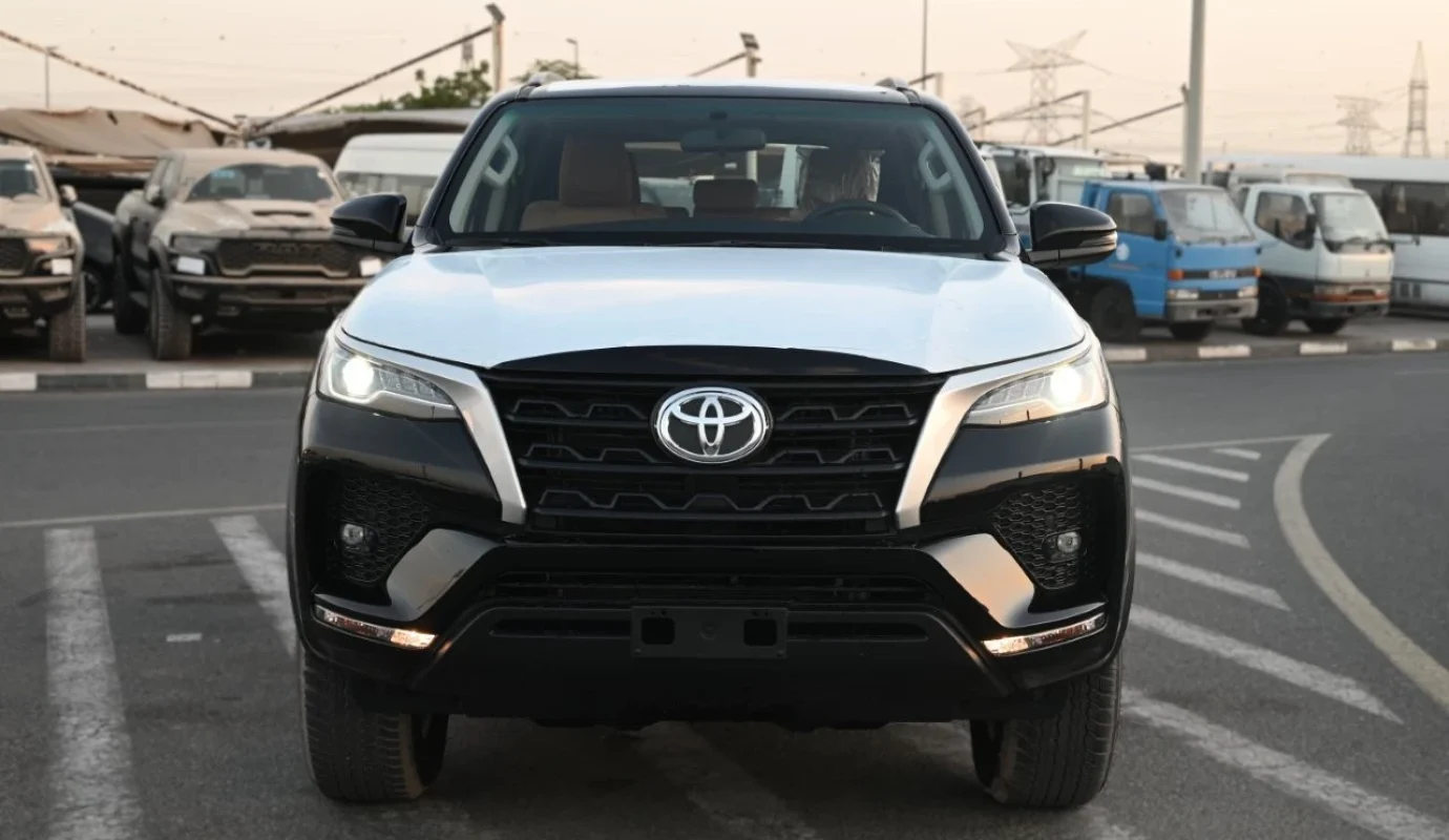 2026 TOYOTA FORTUNER EXR 2.7L PETROL 4WD 7 SEAT AUTOMATIC