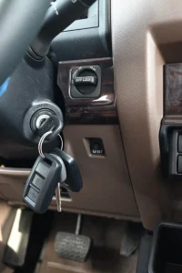 LAND CRUISER 71 HARDTOP SDLX AT
