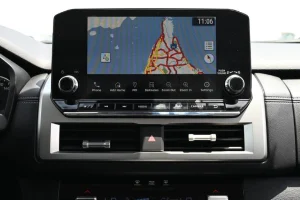 Mitsubishi L200 Screen