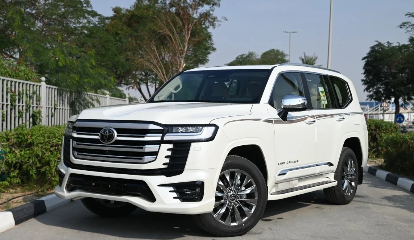 2026 TOYOTA LAND CRUISER 300 VXR+ V6 4.0L PETROL 4WD AT