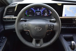Toyota Crown XLE