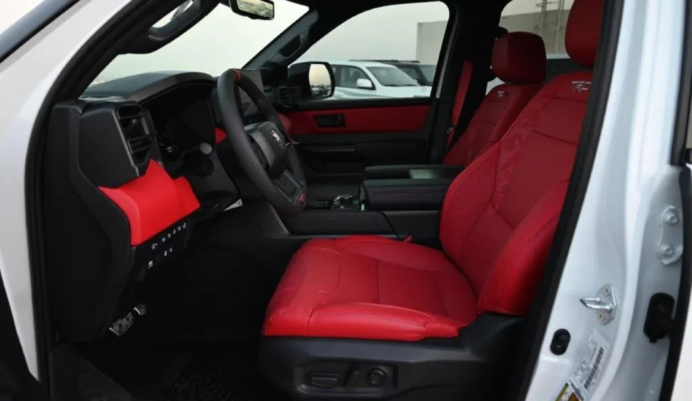 2025 TOYOTA SEQUOIA TRD PRO HYBRID V6 3.4L TURBO 4WD 7-SEATER AUTOMATIC