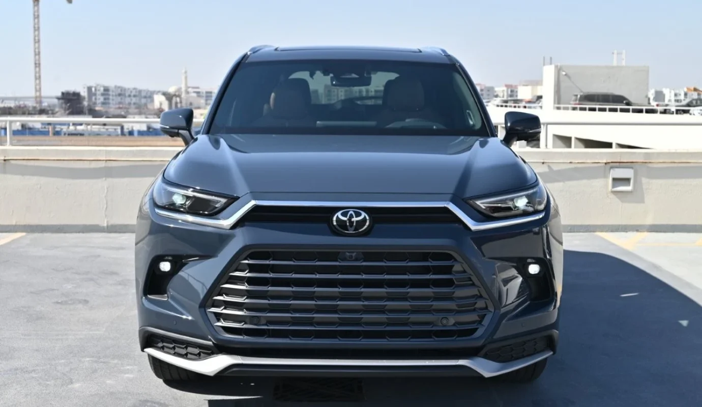 2026 TOYOTA GRAND HIGHLANDER PLATINUM HYBRID MAX 2.4L AWD 7-SEATER AT