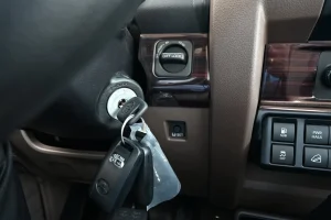 Toyota Land Cruiser 79 Lock