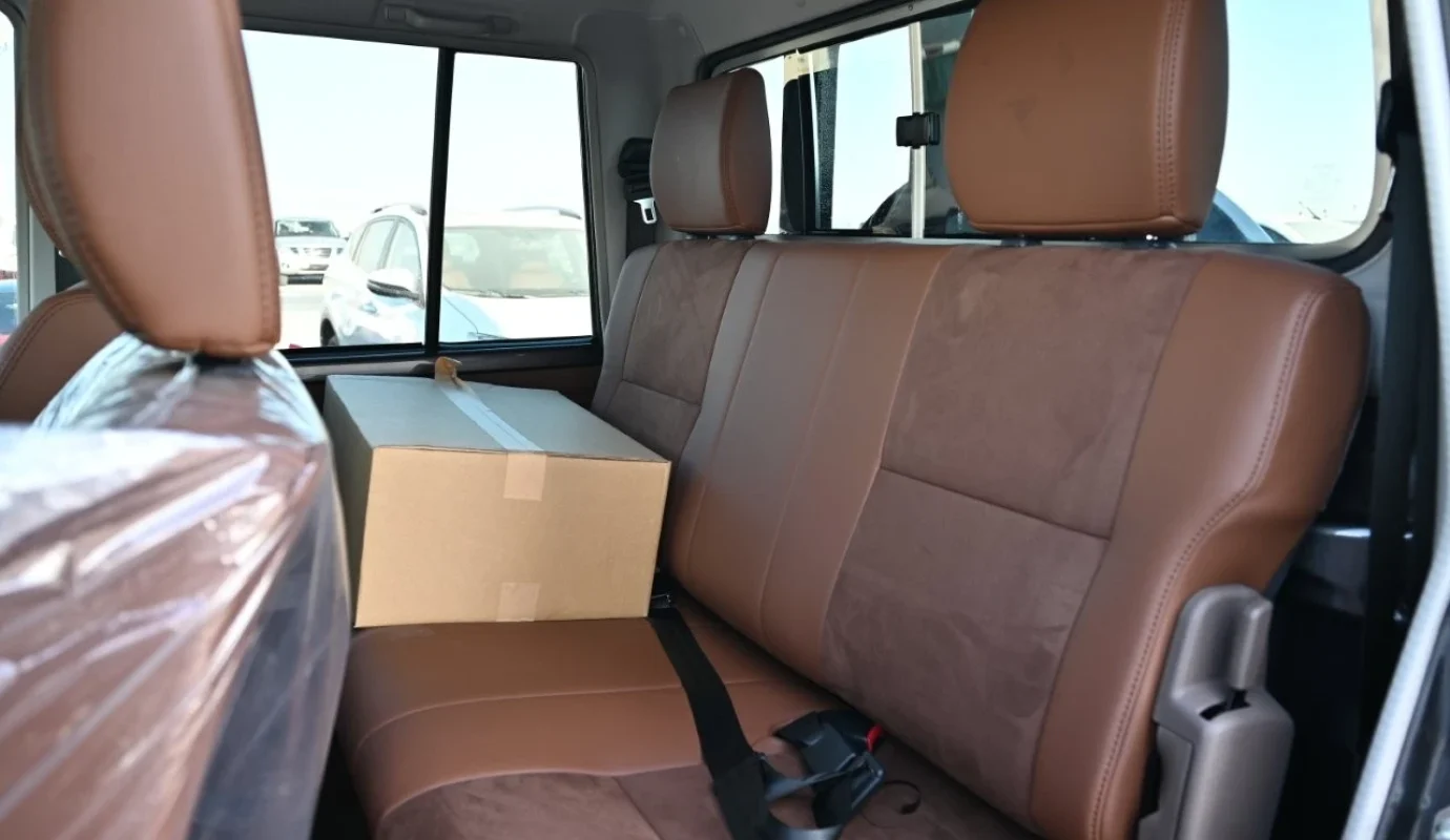 2026 TOYOTA LAND CRUISER 79 DOUBLE CAB PICKUP LIMITED V6 4.0L PETROL 4WD 5-SEATER AT