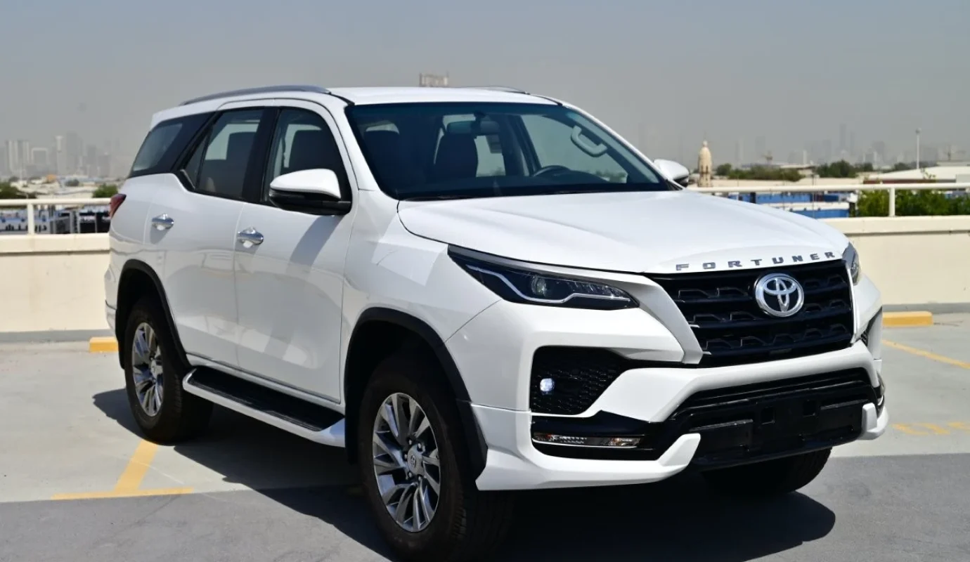 2026 TOYOTA FORTUNER GXR+ 2.4L DIESEL 4WD 7-SEATER AUTOMATIC