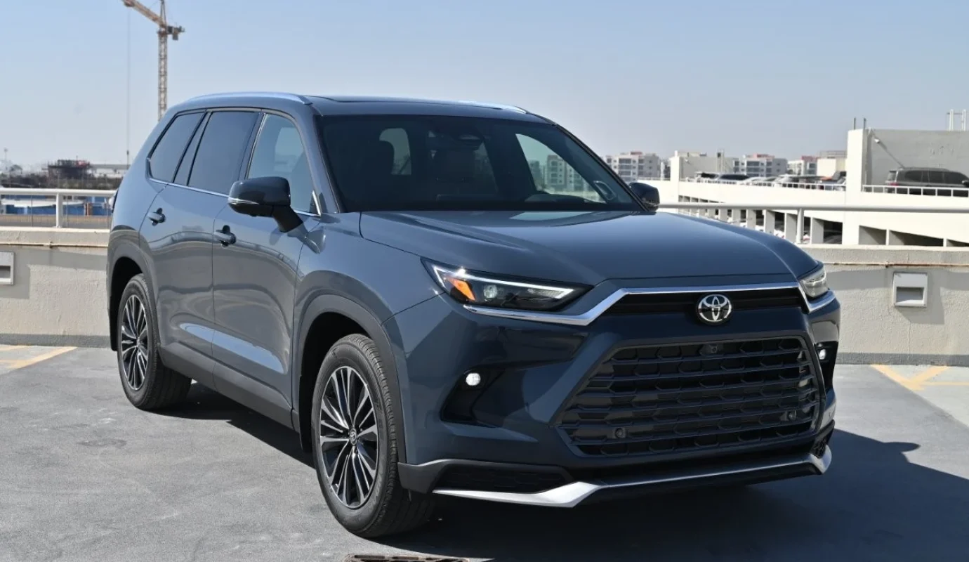 2026 TOYOTA GRAND HIGHLANDER PLATINUM HYBRID MAX 2.4L AWD 7-SEATER AT