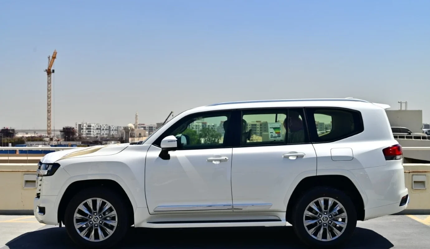 2026 TOYOTA LAND CRUISER GXR-4 V6 3.5L PETROL 4WD 7-SEATER AT