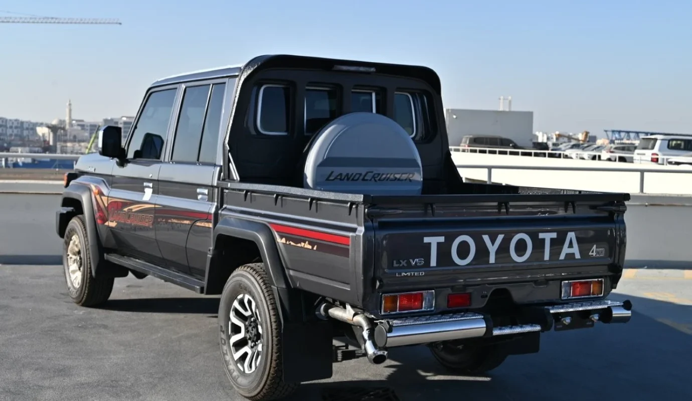 2026 TOYOTA LAND CRUISER 79 DOUBLE CAB PICKUP LIMITED V6 4.0L PETROL 4WD 5-SEATER AT