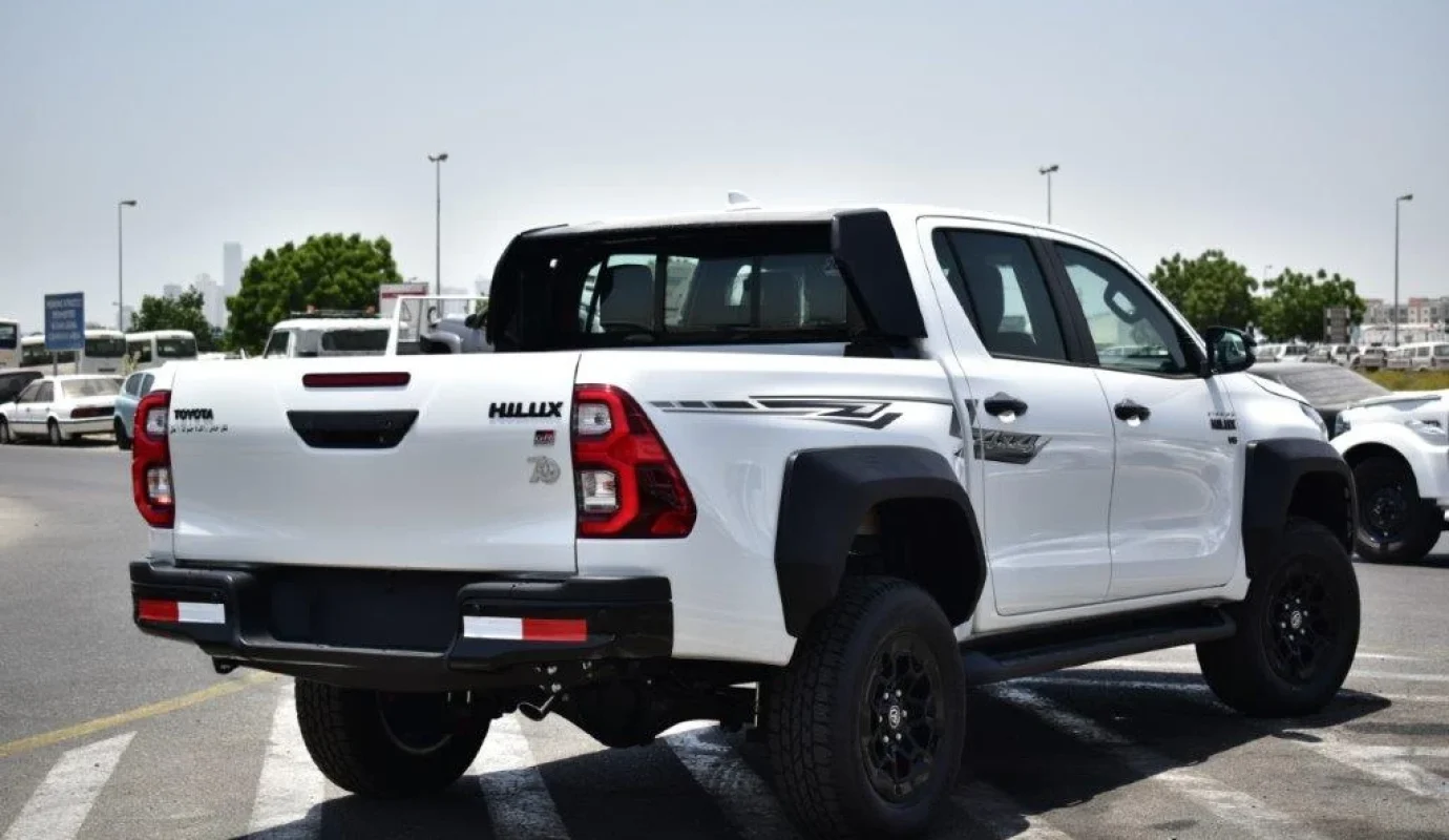 2025 TOYOTA HILUX DOUBLE CAB PICKUP GRS V6 4.0L 4WD AT
