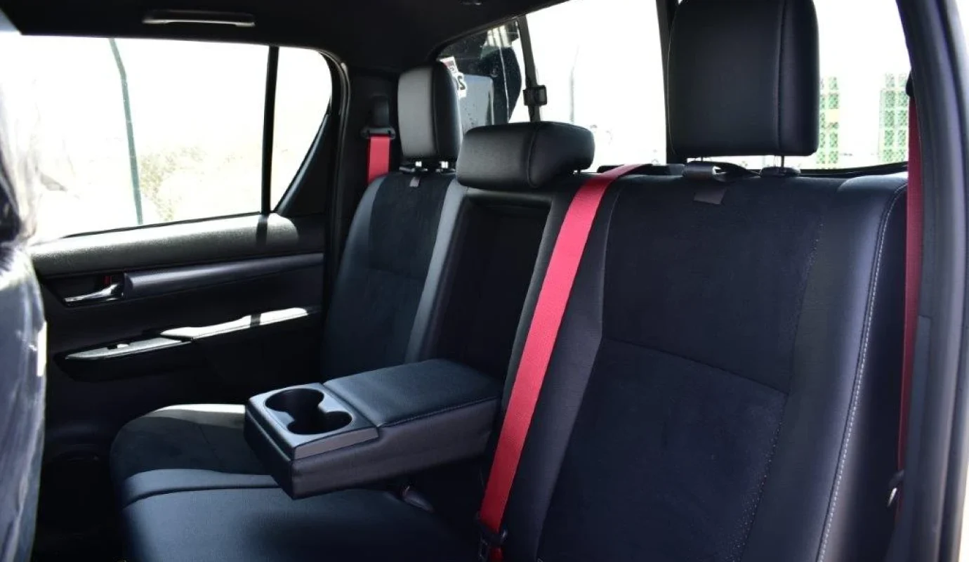 2025 TOYOTA HILUX DOUBLE CAB PICKUP GRS V6 4.0L 4WD AT