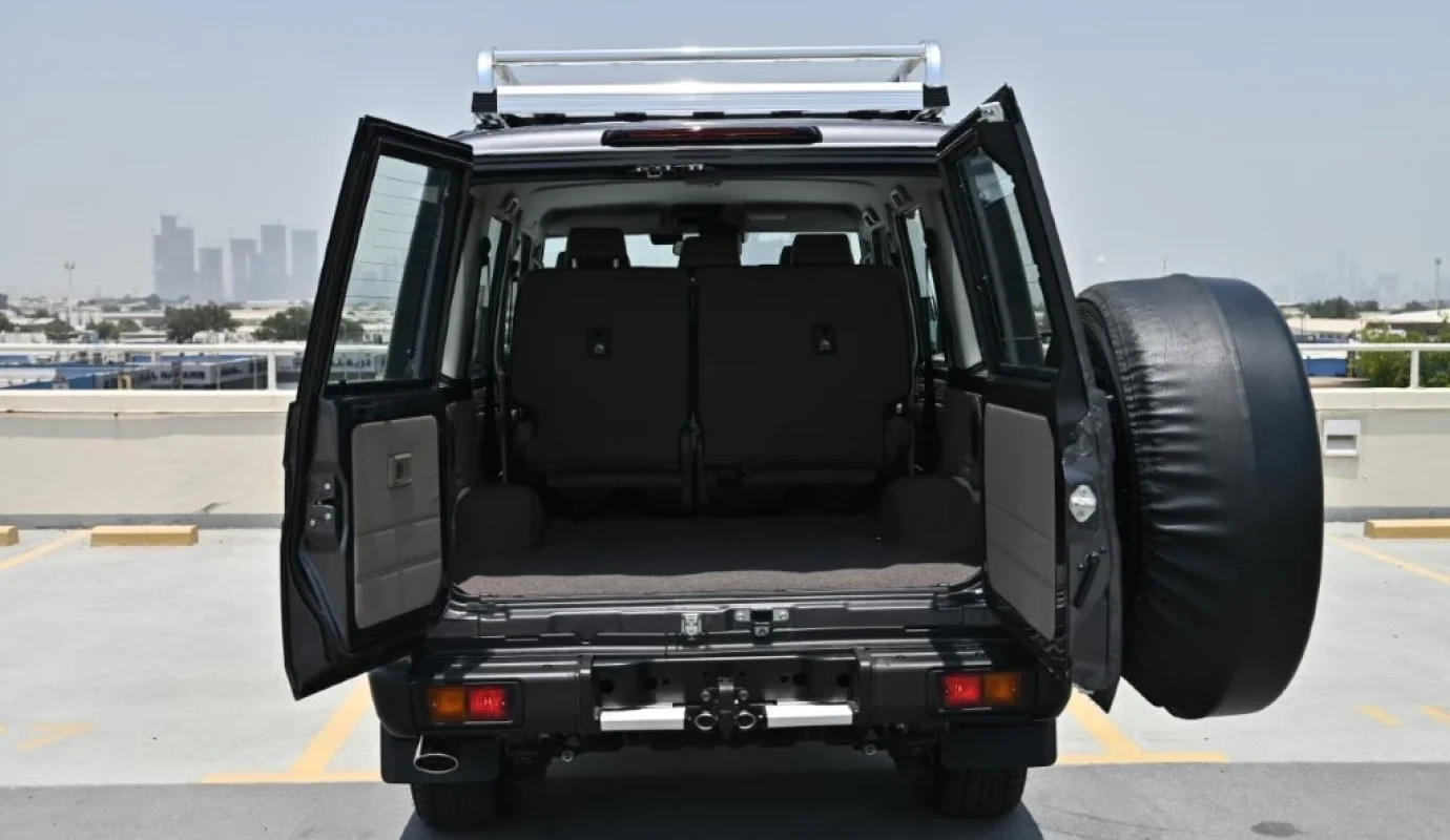 2026 TOYOTA LC76 HARDTOP LX-Z V6 4.0L AUTOMATIC