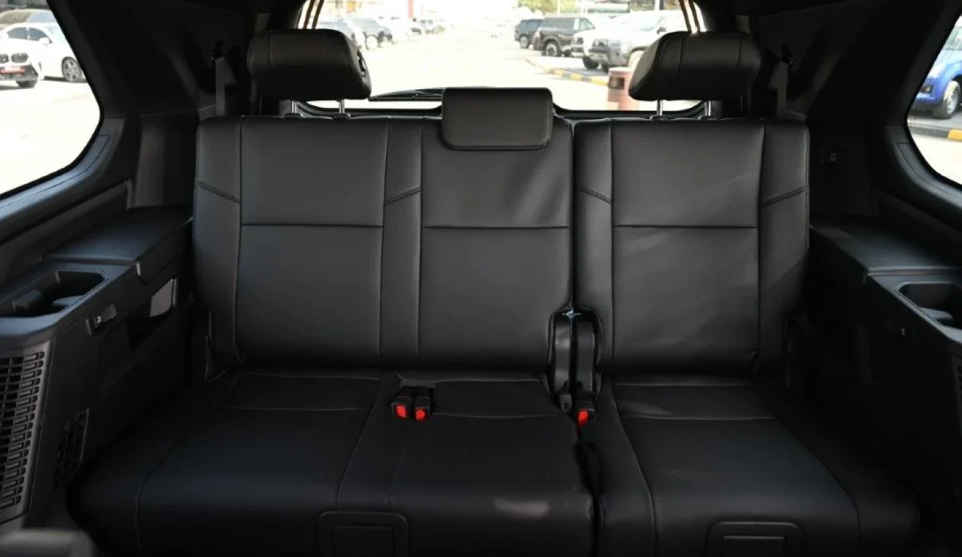 2025 TOYOTA SEQUOIA TRD OFFROAD HYBRID V6 3.4L 4WD 8 SEAT AT